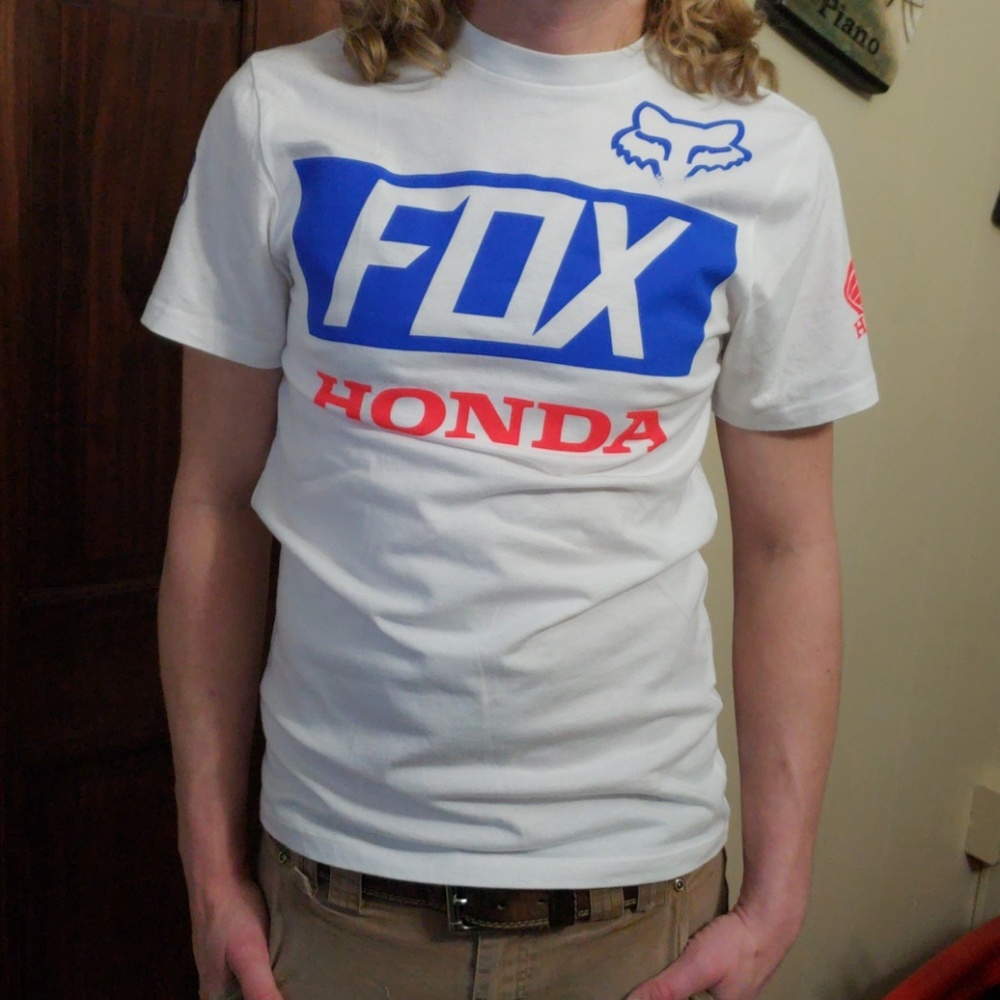 Small fox racing tee